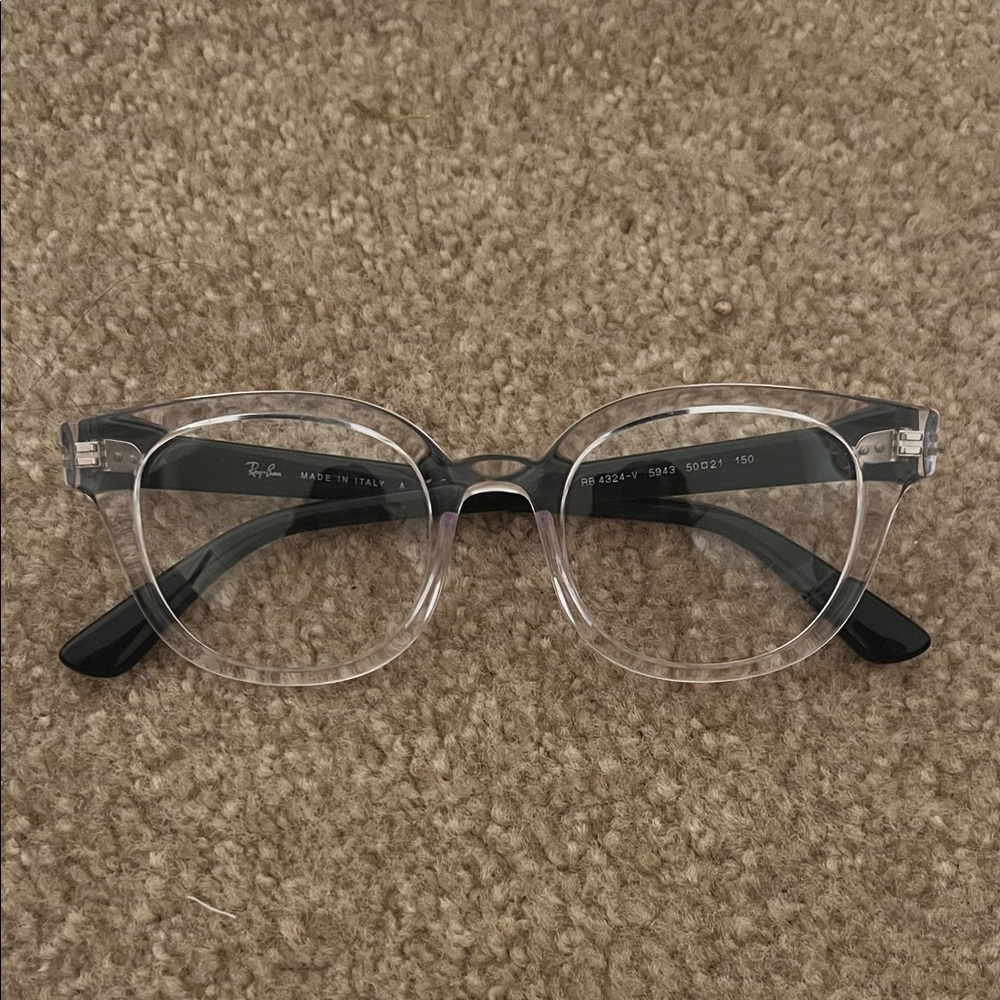 Unisex Ray-Ban Transparent and Black Glasses